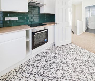 1 bedroom flat to rent - Photo 6