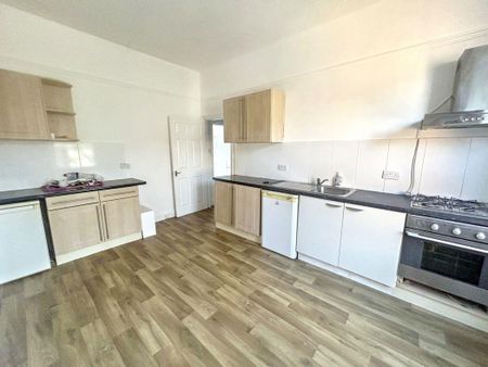 Station Road, Whitley Bay, Whitley Bay, Tyne and Wear, NE26 2QY - Photo 4