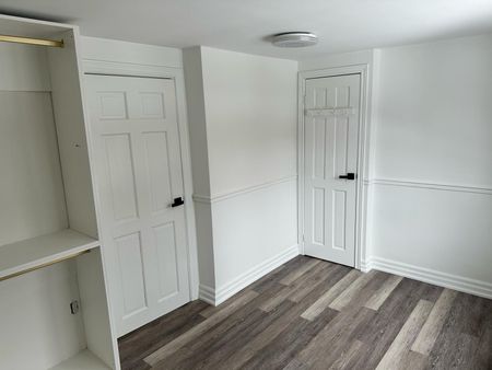 For Lease - 9 Roycrest Avenue Unit# Room, Toronto, Ontario - Photo 3