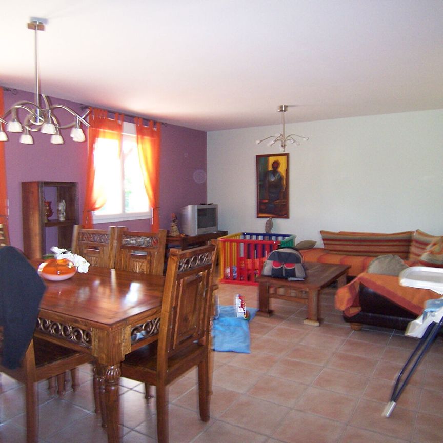 Location Maison 4 pièces 103m² - Photo 1