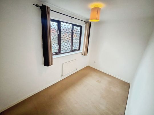 3 bedroom House To Let - Photo 1