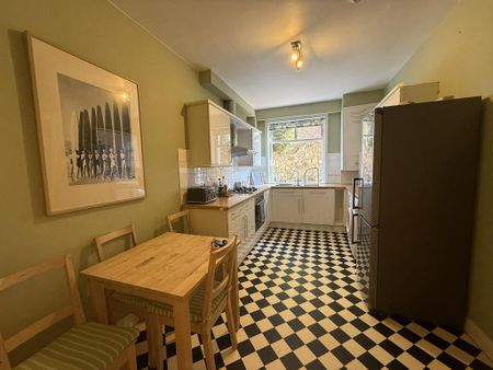 2 bedroom flat to rent - Photo 3