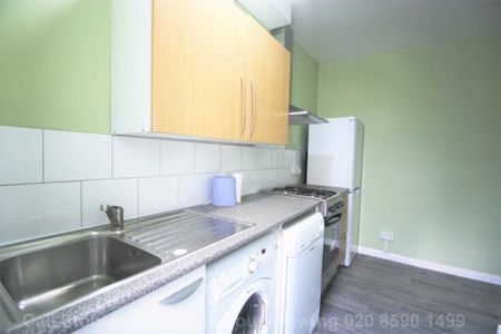 Price £1,250 pcm - Available Now - Part Furnished - Photo 2