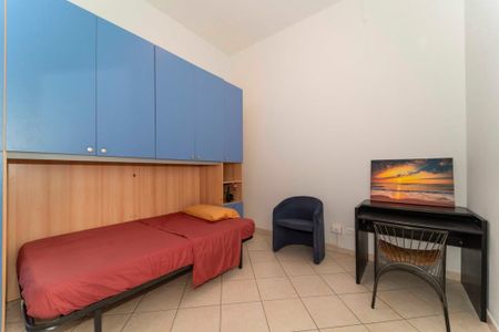 Piazza Tommaso Campanella, Turin, Piedmont 10146 - Photo 2