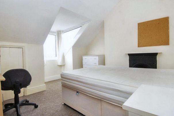 5 bedroom house to rent - Photo 1