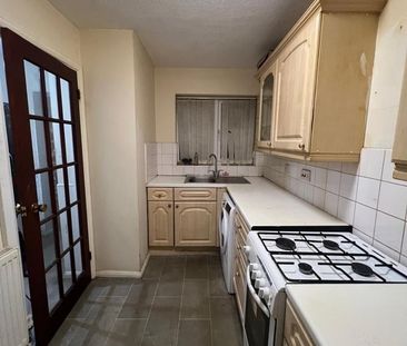 2 Bed Semi-Detached House, Biscot Road, LU3 - Photo 1