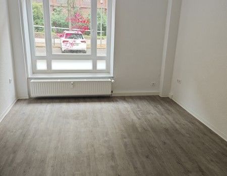 Erstbezug... 2 Raum Wohnung mit Terrasse und Einbauküche... - Photo 1