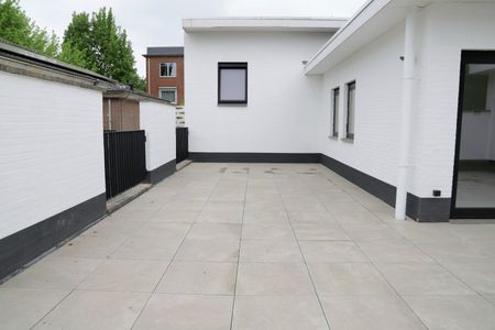 Penthouse van 178m² met 2 slaapkamers en ruim terras vlakbij Genk centrum - Foto 4