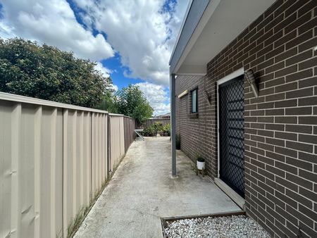 2 Bedroom Granny Flat Including Water - Photo 5