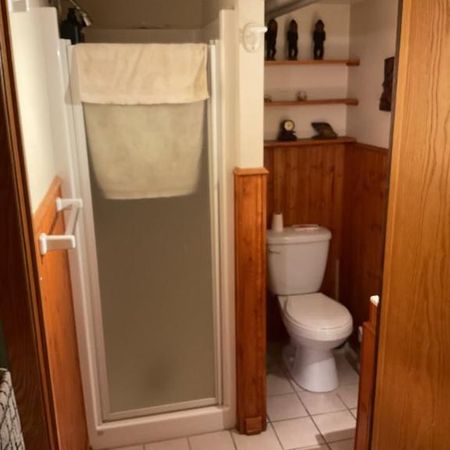 Belle chambre au cœur du Vieux-Limoilou, centre ville de Québec - Photo 3