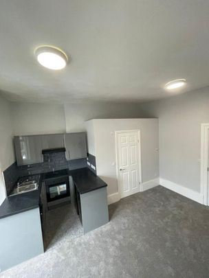 1 Bed Flat, Osbaldeston Road, N16 - Photo 1