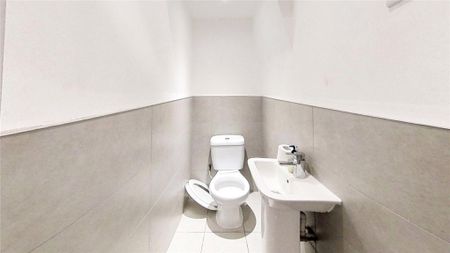 6 bedroom house to rent - Photo 4