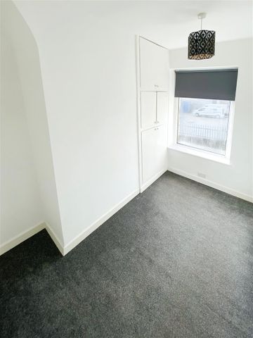 2 bed terraced house to rent in Ingham Street, Padiham, BB12 - Photo 4