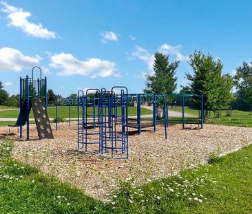 For Lease - 195 Milestone Crescent Unit# 65, Aurora, Ontario - Photo 1