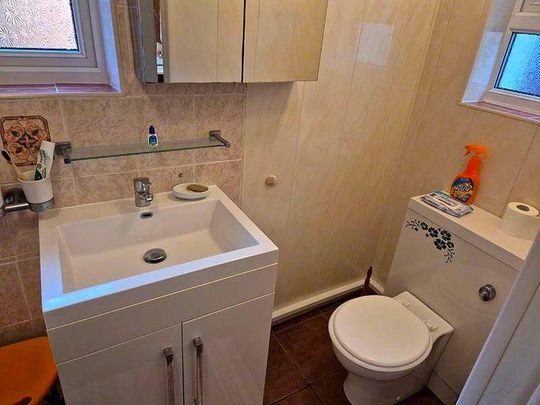 Kinmel Terrace, Nantlle, Caernarfon, LL54 - Photo 1