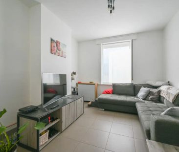 Gelijkvloerse woning met uitweg achteraan in Wielsbeke - Photo 3