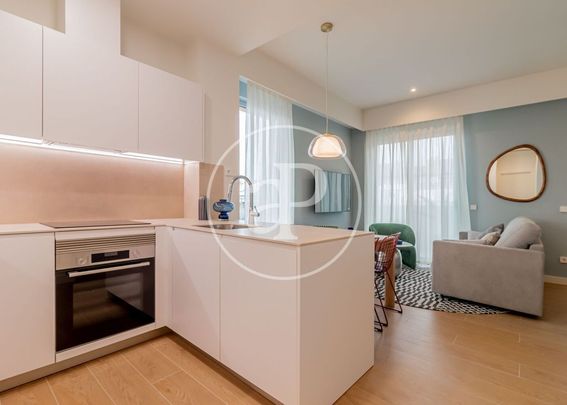 2 bedroom luxury Flat for rent in Ciudad Lineal, Spain - Photo 1