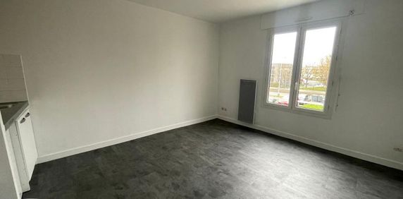 Location Appartement 1 pièce 22m² POITIERS 86000 - Photo 2