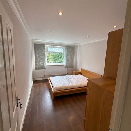 Room in a Shared Flat, Park Road, W4 - Photo 3