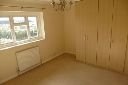 Anne Crescent - Photo 2