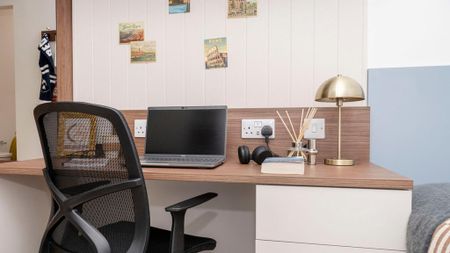 Studio to rent - Photo 2