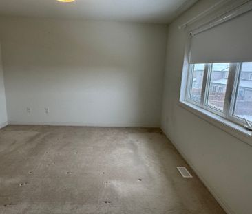 For Lease - 534 Rioja Street, Kanata, Ontario - Photo 4