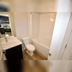 1 Bed 1 Bath Garage Suite Blatchford Edmonton - Photo 2