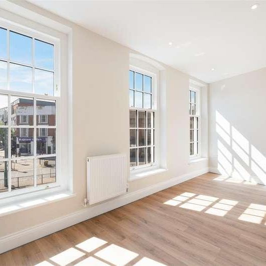 High Street, Epsom, KT19 - Photo 1