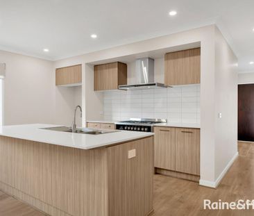 Great Location! - Photo 6