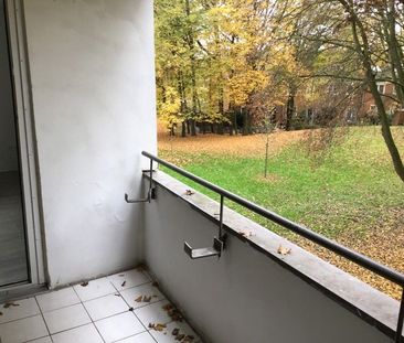 Moderne 3-Zimmer-Wohnung mit Balkon kurzfristig verfügbar - Photo 1