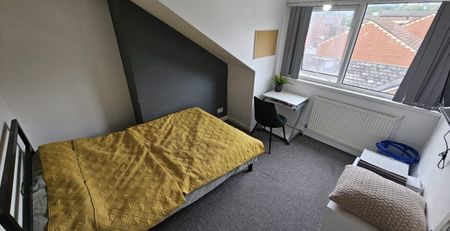 Harold Mount, Hyde Park, LS6 1PW - Photo 3