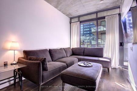 Six50 King West Lofts 650 , #404 - Photo 4