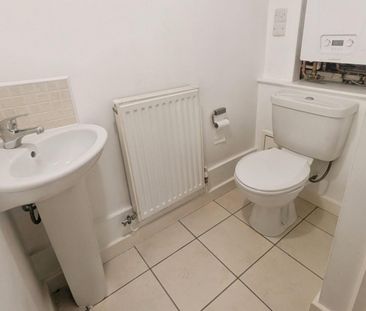 2 bedroom House To Let - Photo 1