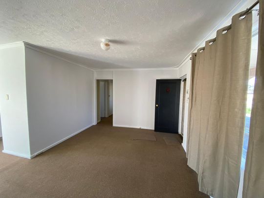 Bright & Modern 3x1 Home in a Prime Location - Photo 1