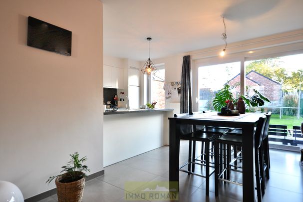 Instapklare recente woning met 3 slaapkamers, tuin en garage - Photo 1