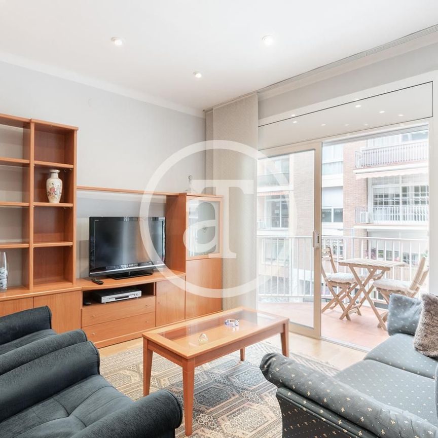 Piso de alquiler en Carrer de Fígols, Barri de les Corts - Photo 1