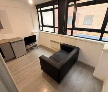 Studio Flat, London Road, L3 - Photo 3
