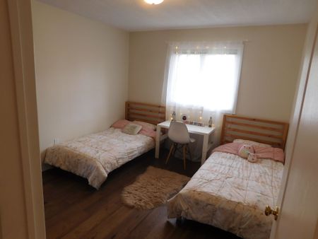 For Lease - 3424 Nutcracker Drive, Mississauga, Ontario - Photo 2