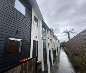 Unit 7, 170 Don Buck Road, Massey, Auckland - Photo 6