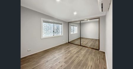 Large Family Home With Flexible Floor Plan - Photo 4