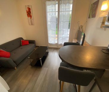 Location Appartement 2 pièces 23m² ST PIERRE DES CORPS 37700 - Photo 1