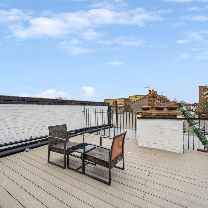 3 bedroom maisonette to rent - Photo 1