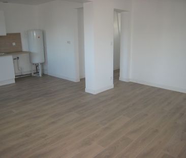 Location Appartement 3 pièces 52m² VALENCIENNES 59300 - Photo 2