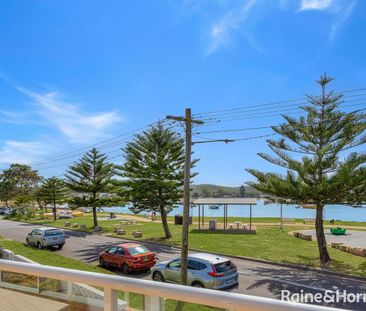 TOP FLOOR APARTMENT IN PRIME POSITION! - Photo 6