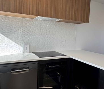 Wigram, 2 bedrooms - Photo 2