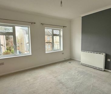 1 bedroom barn conversion to rent - Photo 2