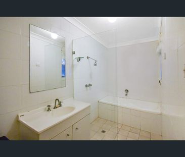 4 Kent St, Regents Park, NSW 2143 - Photo 6