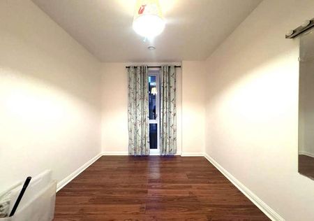 Coxwell Boulevard, London, NW9 - Photo 3