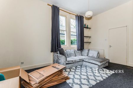 1 bedroom flat to rent - Photo 2