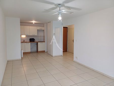 Location Appartement 2 pièces 44m² - Photo 2